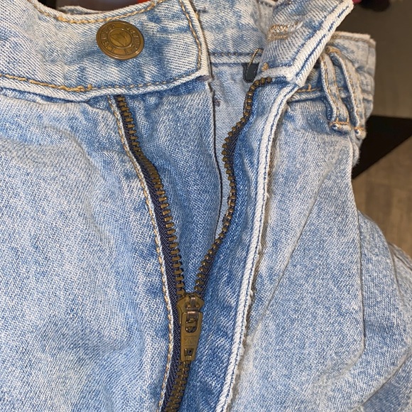 2/$50 Vtg LizWear Mom Jeans - Picture 9 of 10